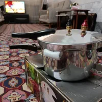 زودپز ۴ و نیم لیتری