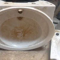 روشویی دیواری بزرگ روشوی کنج دیواری و یک پایه تک