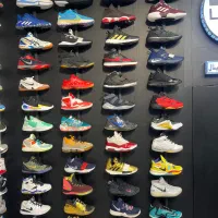 کتونی استوک اورجینال تک و عمده