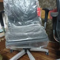 صندلی اداری و تابوره کاملا نو