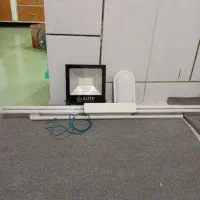 پراژکتور و مهتابی