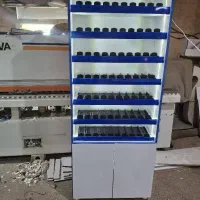 قفسه و پیشخوان