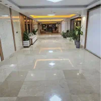 ۲۳۰ متر  آپارتمان تراسه کلید نخورده