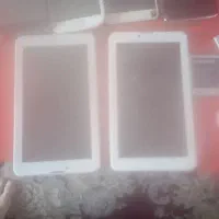دو عدد تبلیت وچهارعدد گوشی