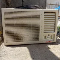 کولر گازی پشت پنجره ای