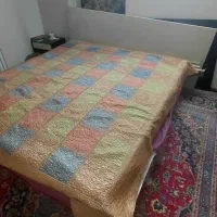 تخت دو نفره و کفی