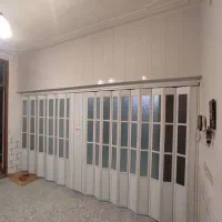 درب آکاردئونی طرح چوب