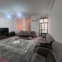 خانه در ب حال