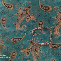 یک عدد دستبند مردانه