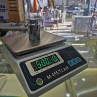 ترازو آزمایشگاهی ترازو طلا و زرگری