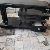 میزتلویزیون شیشه ای سالم