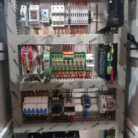 خدمات برق صنعتی PLC و تابلو برق(عیب یابی/اجرا/نصب)