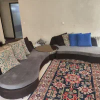 مبل ال منحنی راحتی با میز