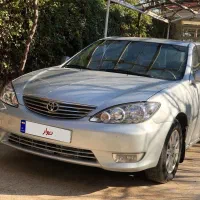 تویوتا کمری ۶ سیلندر مدل ۲۰۰۶ بسیار تمیز