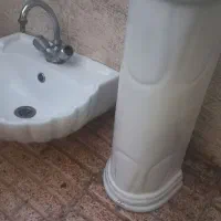 روشویی با شیرآب