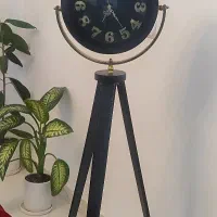 ساعت ایستاده