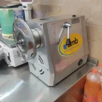 چرخ گوشت amb ایتالیا