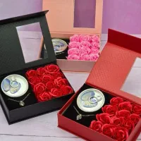 گل معطر و پک عشق
