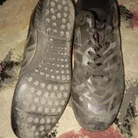 کتونی فوتبال