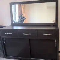 آیینه و‌کنسول