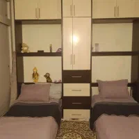 تخت خواب کم جا  ۲ تا تک‌نفره به همراه کمد