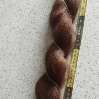مو رنگ شده قهوه ای کات شده