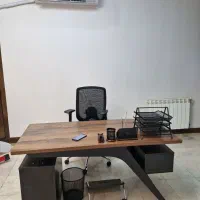 میز و صندلی اداری در حد آکبند