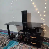 میز تلوزیون در حد نو