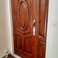در دو لنگه تمام چوب