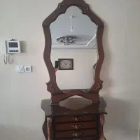 آینه و کنسول چوبی