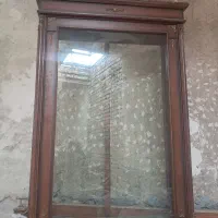 کمد و دکور شیشه ای