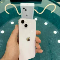 آیفون ۱۳ بدنه آینه