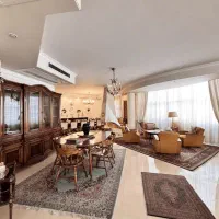 آپارتمان-تخلیه-با-پارکینگ-و-بازسازی-شده