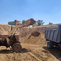فروش انواع خاک باغچه الک شده و ماسه در شیراز