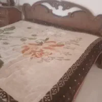 تخت و خوشخواب