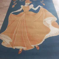 قالیچه فانتزی ۳متری به انضمام رخت آویز فلزی