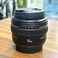 لنز فیکس کانن 50mm F1.4 در حد آکبند