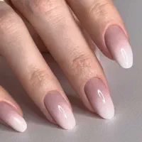 تخفیف ویژه آموزش ناخن مدت محدود