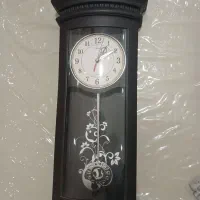 ساعت دیواری شیک و سالم