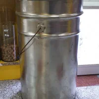 نیم بشکه فلزی درب دار(بشکه فلزی)