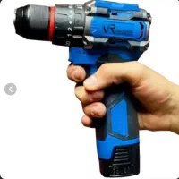 شاگرد کابینت سازی