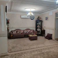 آآپارتمان ۲طبقه ونیم هر طبقه زیر قیمت بازار