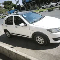 کوییک RS 1402 سفید مشکی