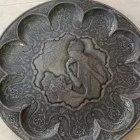 سینی مسی سیاه قلم با دیوار کوب قدیمی با قطر۴۰سانت