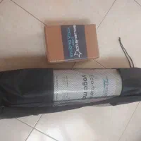 مت یوگا و آجر
