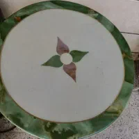 میز (سنگی گرد) نهارخوری