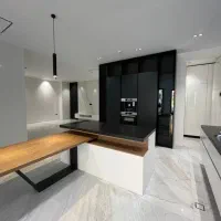 ۳۰۰متر شاهکار متریال و معماری مدرن و مینیمال Top