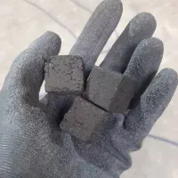 ذغال کربن پسته. نارگیل مناسب کباب کردن