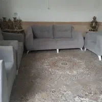 مبل به همراه میز ناهارخوری