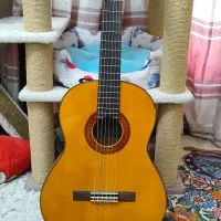 گیتار یاماها c70 و آکوستیک سانتاکروز